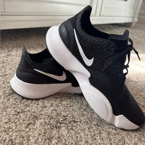 Nike Superrep Go Training Black and White Athletic Shoes